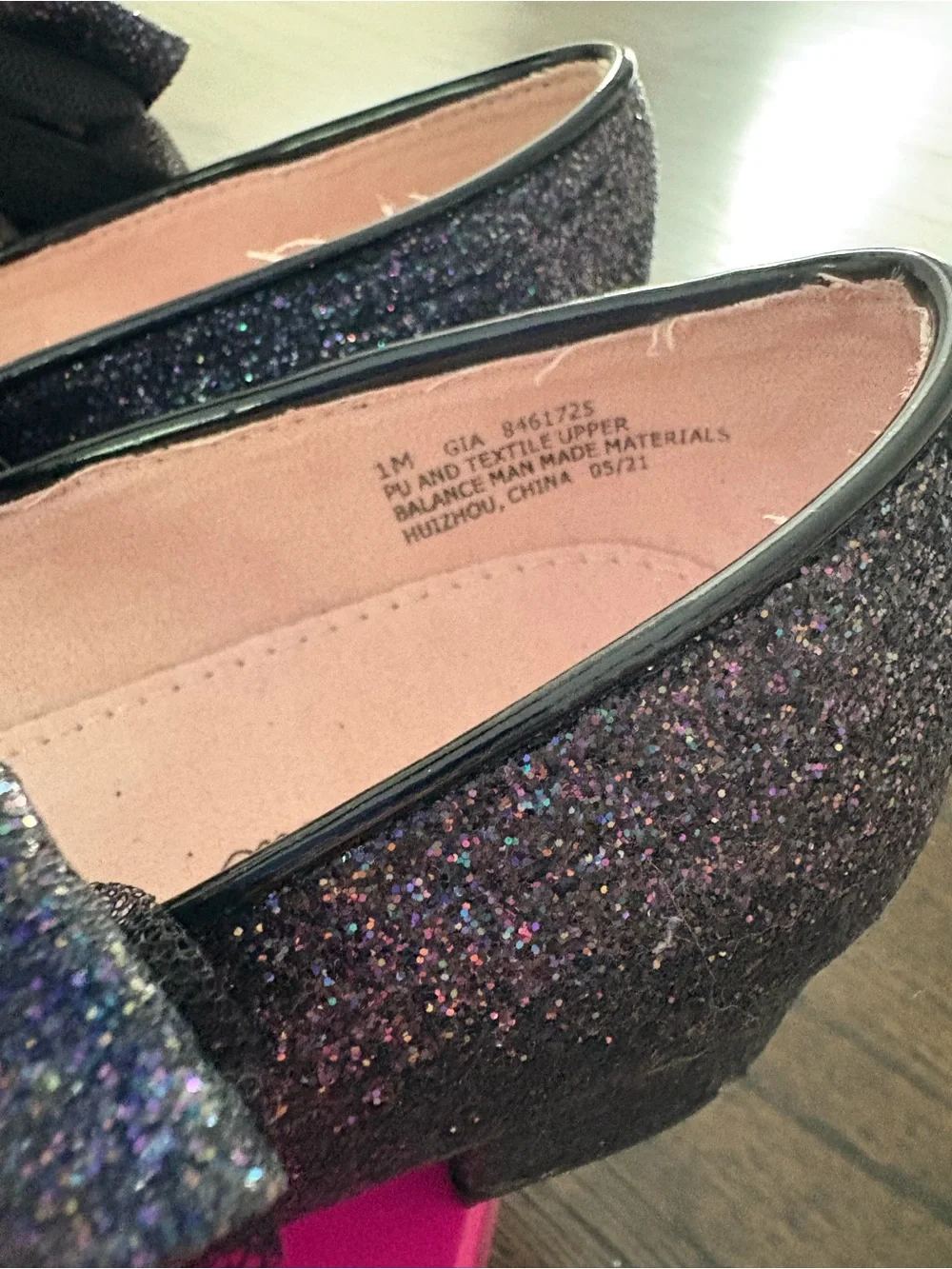 Kelly & Katie Girls' Black Glitter Mary Jane Heels with Bow Fiona - Size 2